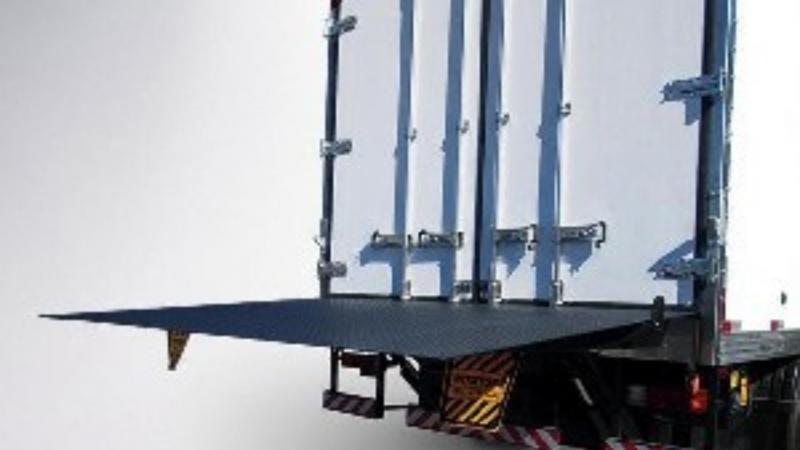 Plataforma Elevatória para Caminhão: Como Escolher a Ideal para Suas Necessidades